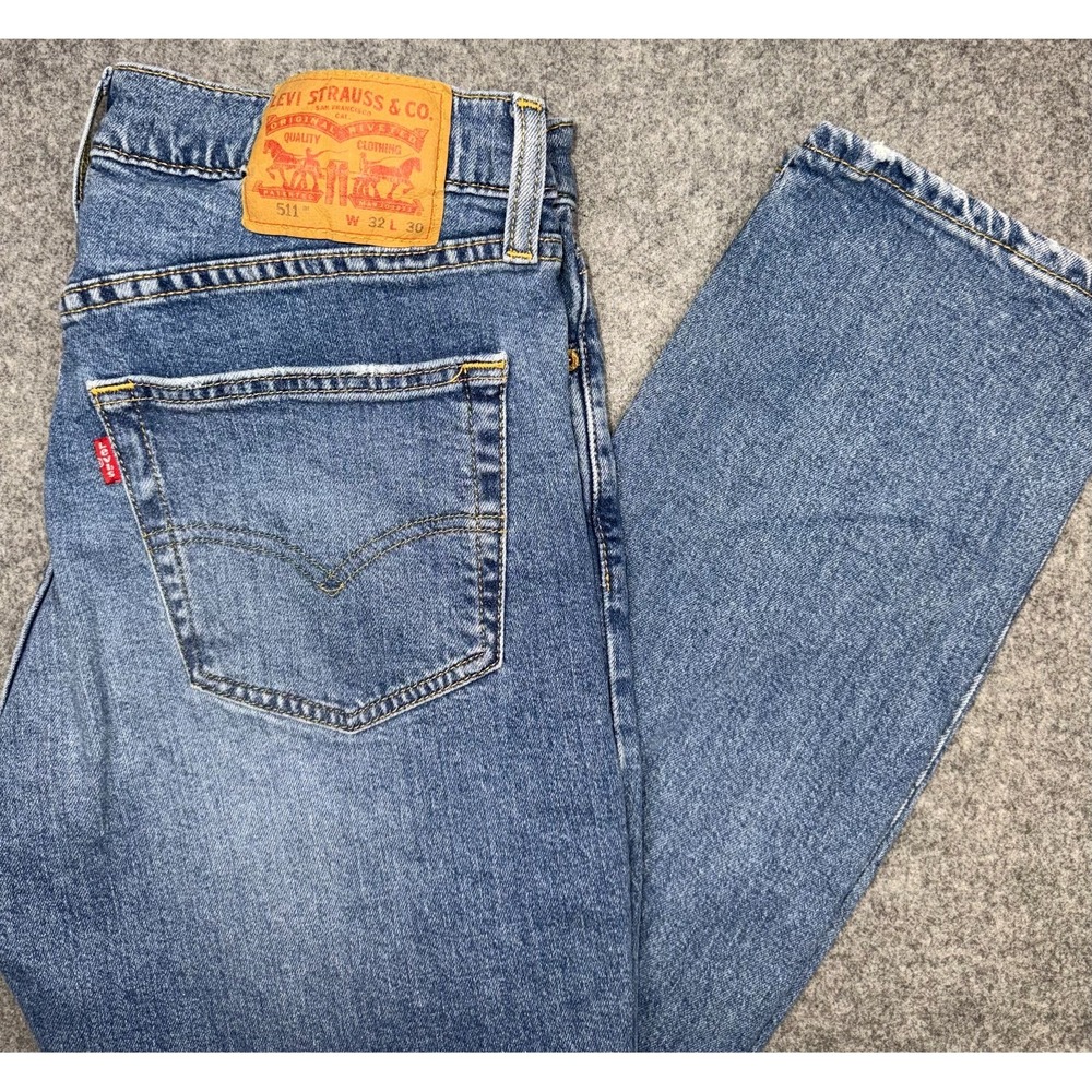 Levis 511 Jeans Mens 32x30 Slim Fit Blue Medium Wash Denim Distressed Streetwear